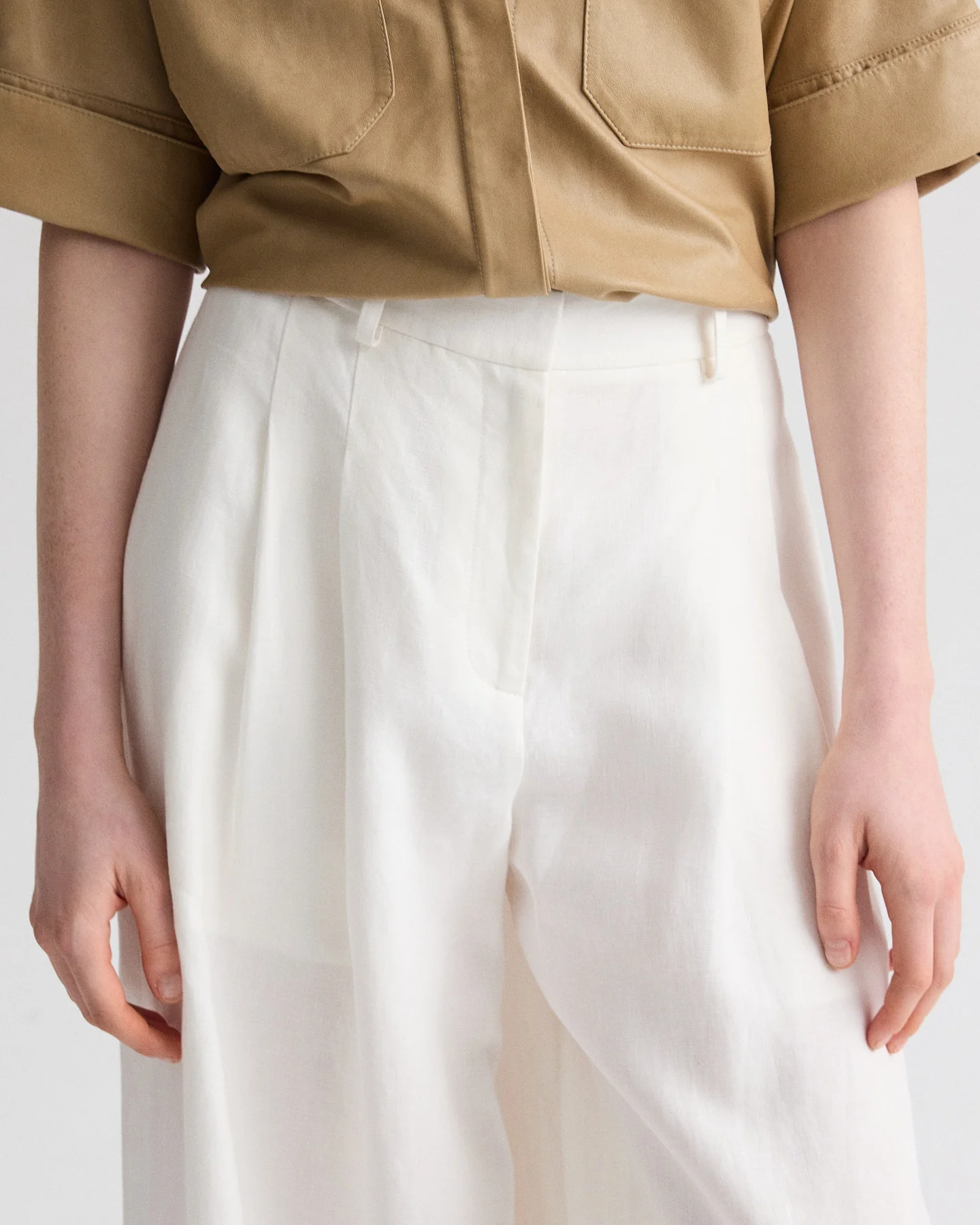Avery Pant in Plain Weave Linen - Image 2