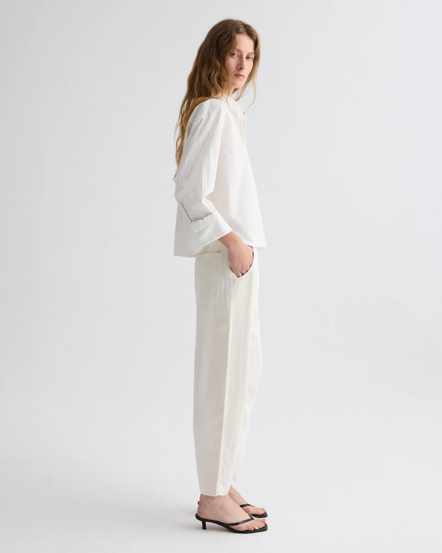Jett Pant in Coated Viscose Linen - Image 4