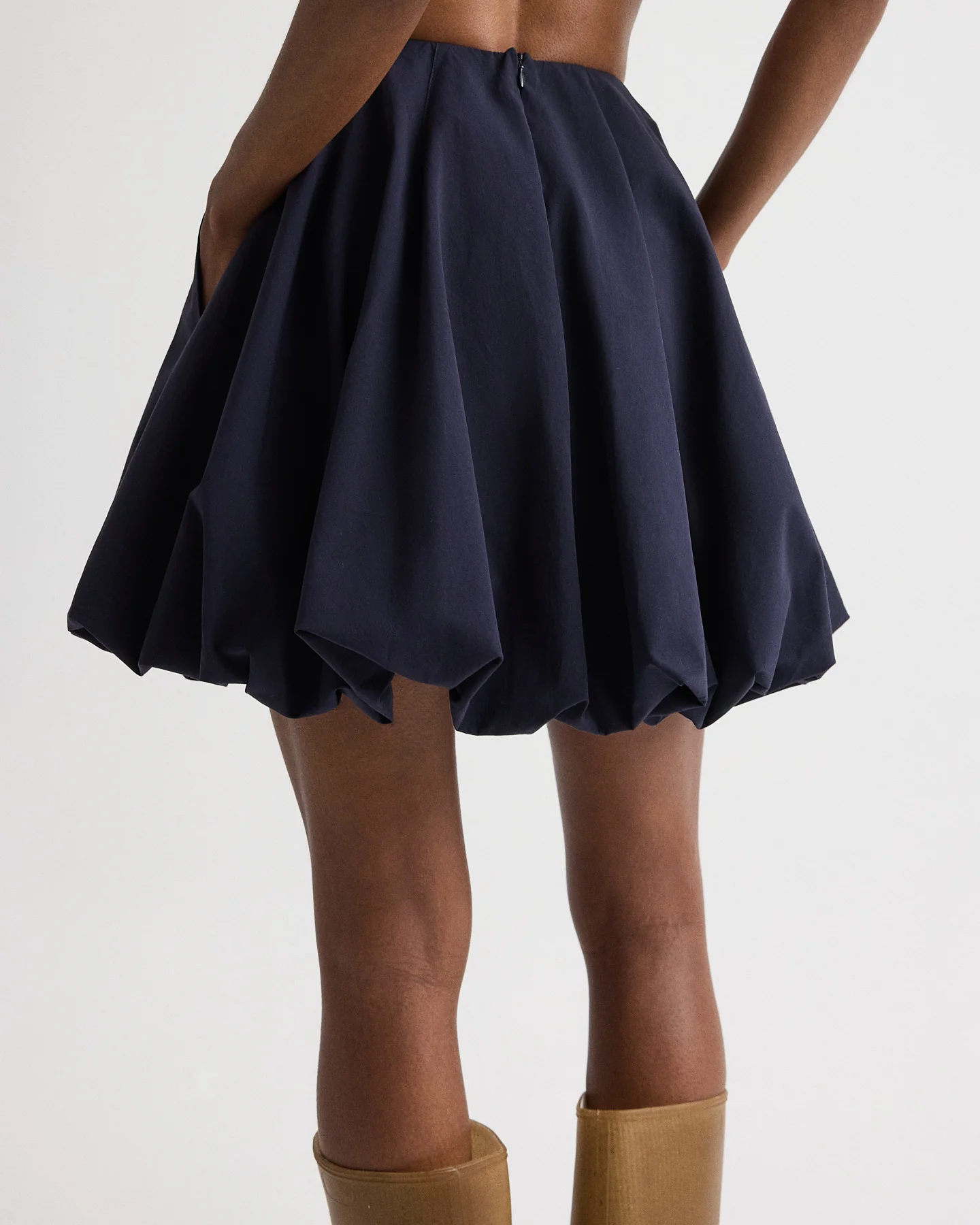 Julia Skirt in Cotton Shirting - Image 4