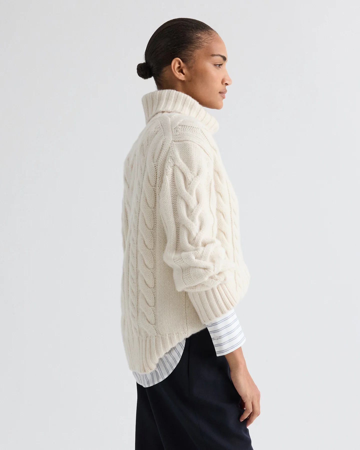Traveling T Neck Sweater in Italian Cashmere - Image 4